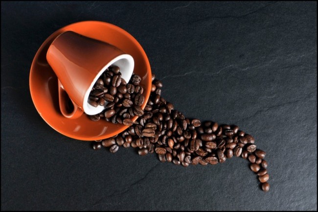 beans-coffee-cup-2059-825x550