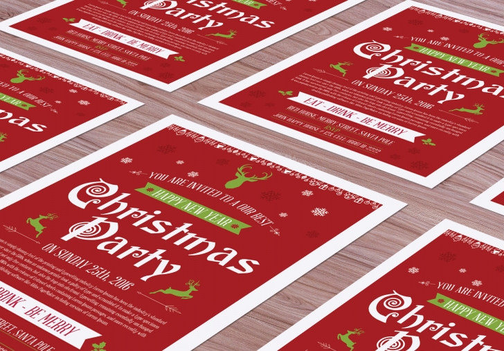 Free Christmas Flyer Mock-up Psd